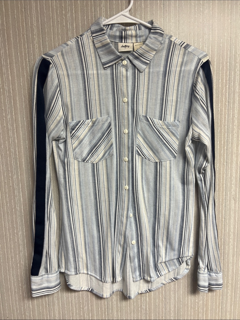 XS Daytrip Blue and White Striped Long-Sleeve Button-Down Shirt